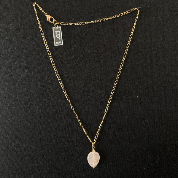 Halsband och Örhängen i set