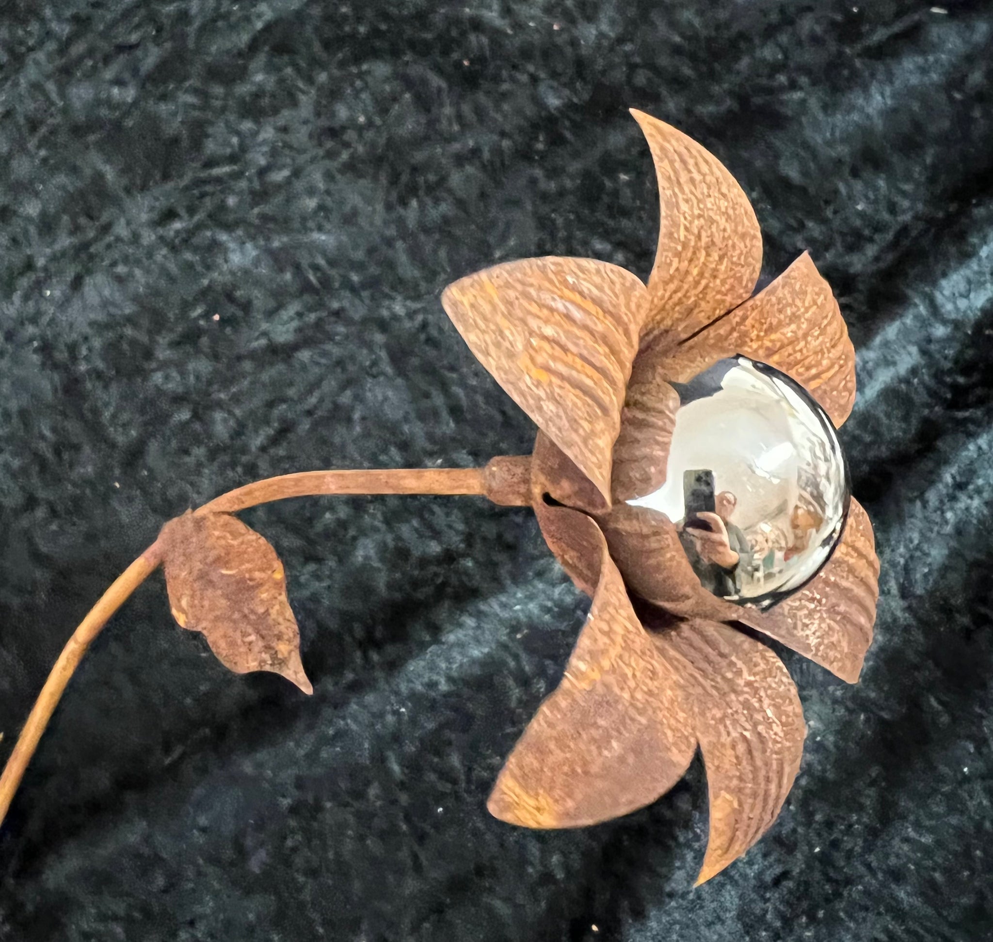 Blomma i rost med silverklot 85 cm